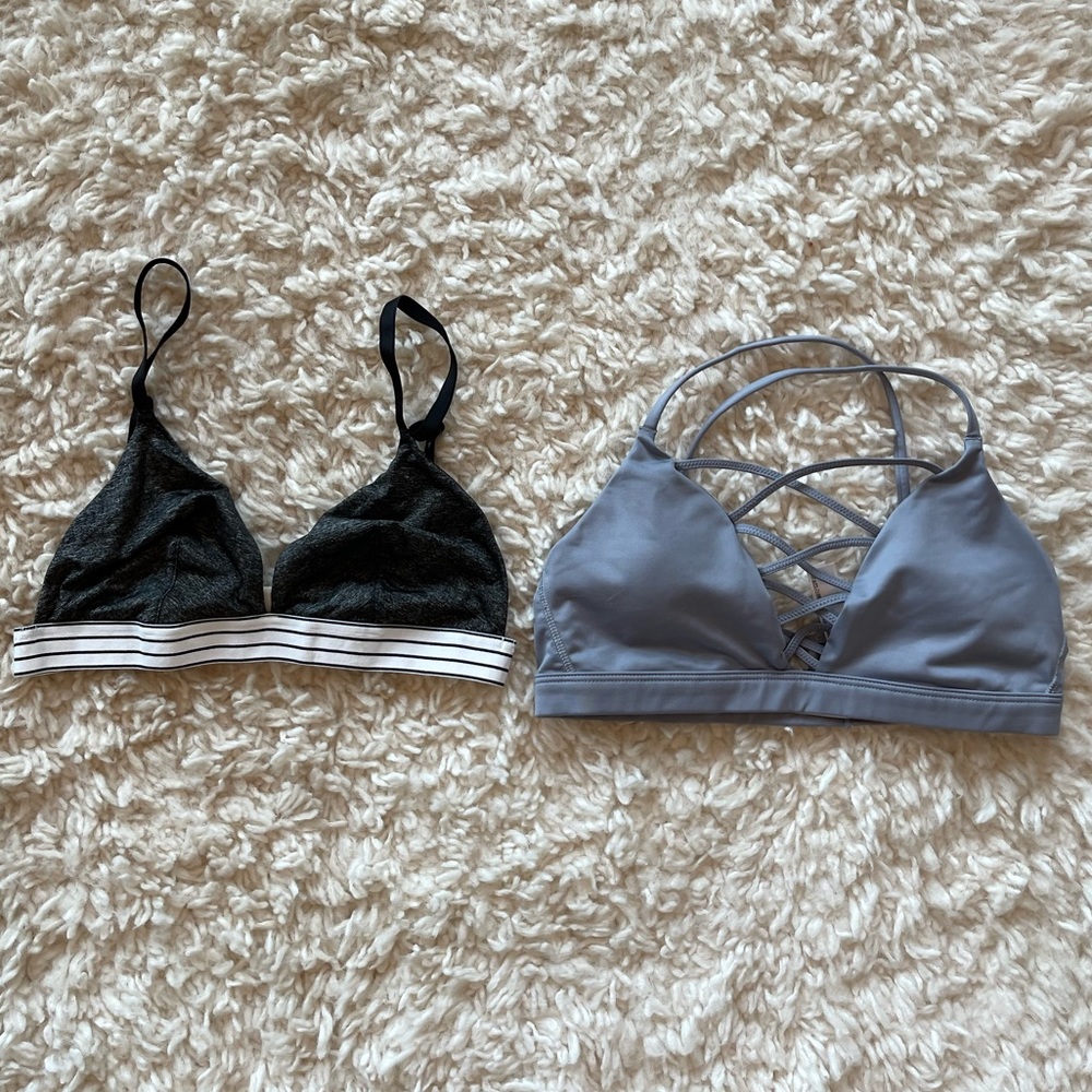 EUC Set of 2 Victoria’s Secret bras Women’s size Medium